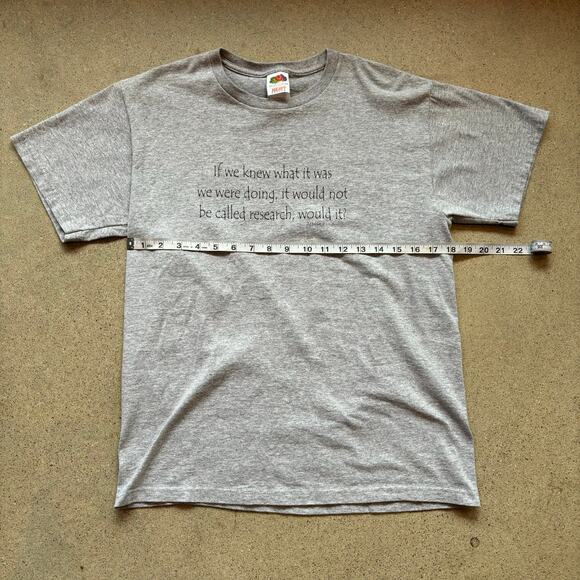 Albert Einstein Scientific Graphic Tee Size M - Picture 5 of 6